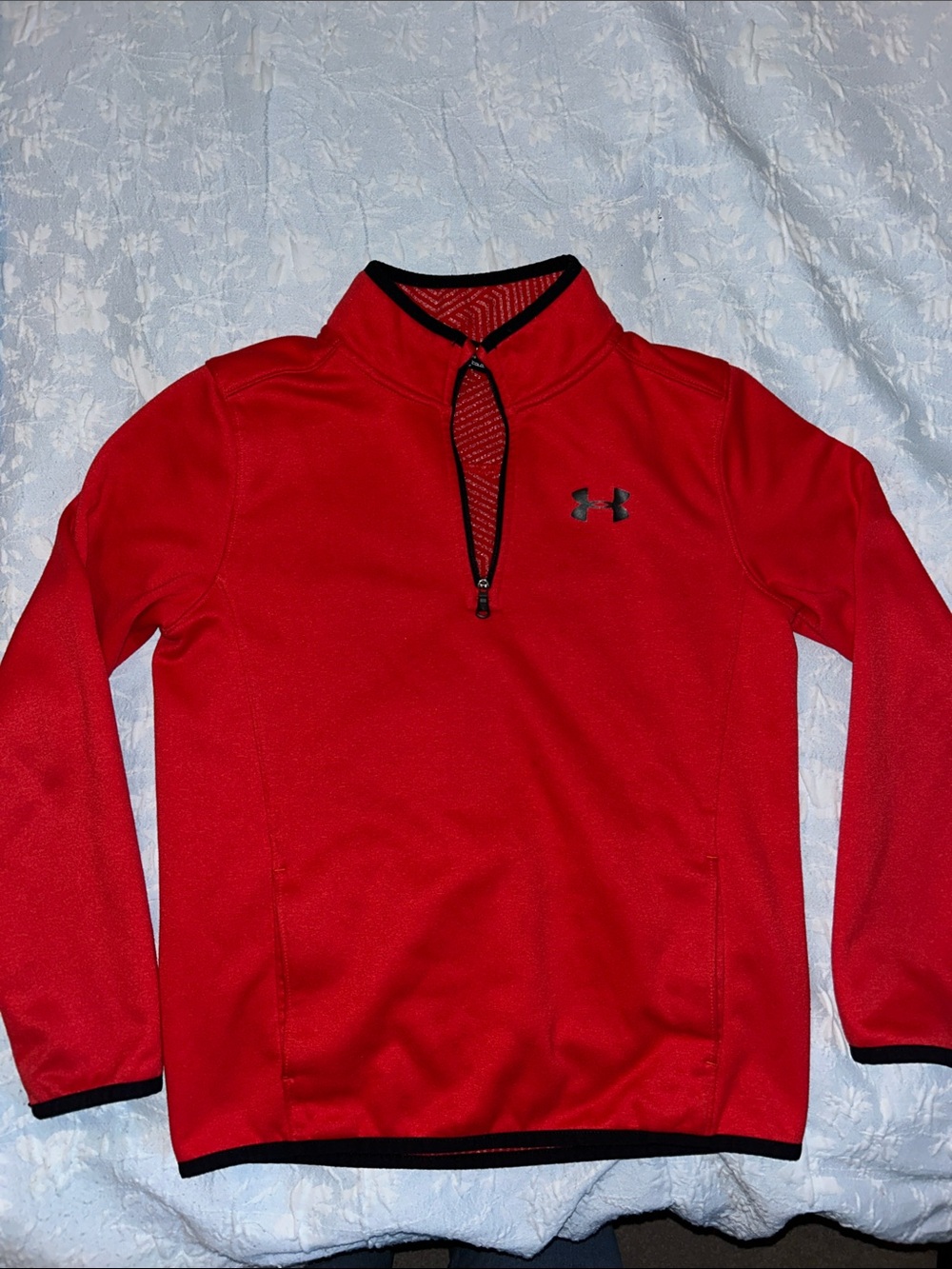 Under Armour Youth Red Half-Zip Performance Pullover M